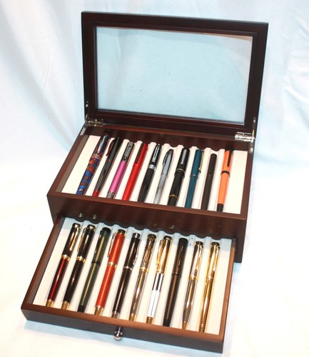 Lot fountain pens ellington - lot,